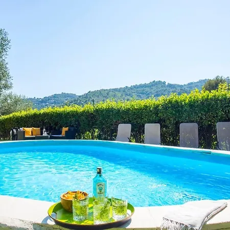 On A Farm With A Private Pool *